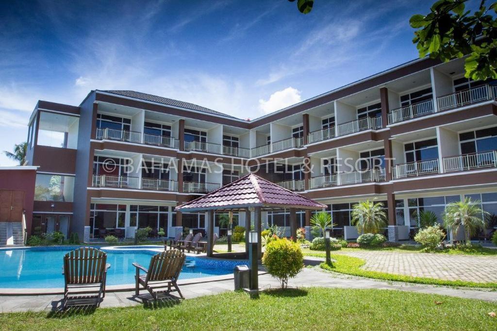 Bahamas Hotel & Resort Tanjung Pandan Εξωτερικό φωτογραφία