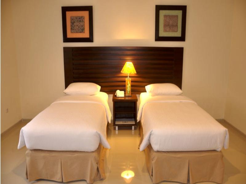 Bahamas Hotel & Resort Tanjung Pandan Εξωτερικό φωτογραφία