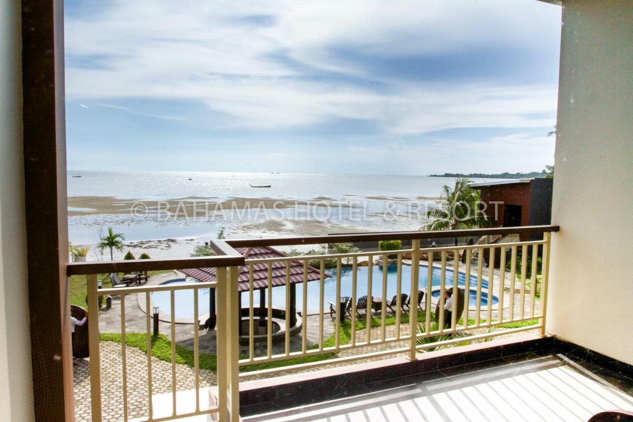 Bahamas Hotel & Resort Tanjung Pandan Εξωτερικό φωτογραφία