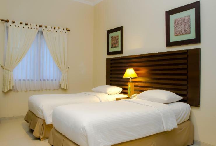 Bahamas Hotel & Resort Tanjung Pandan Εξωτερικό φωτογραφία
