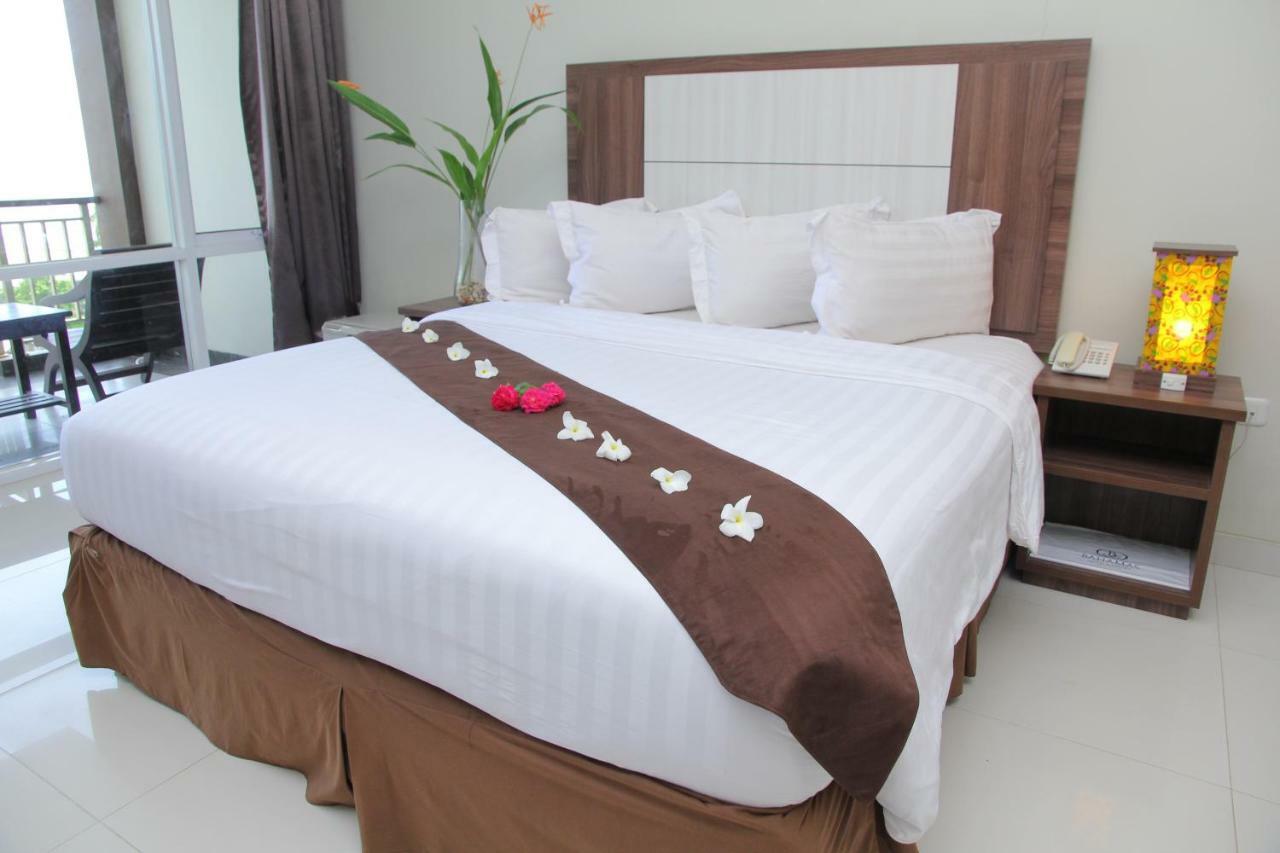 Bahamas Hotel & Resort Tanjung Pandan Εξωτερικό φωτογραφία